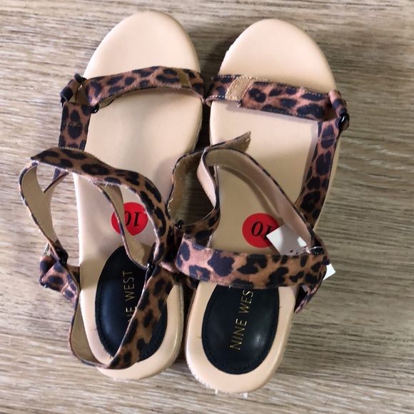 New Nine West Animal Print Strappy Sandals 10 - Picture 2 of 5